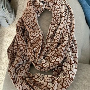 Animal print infinity scarf